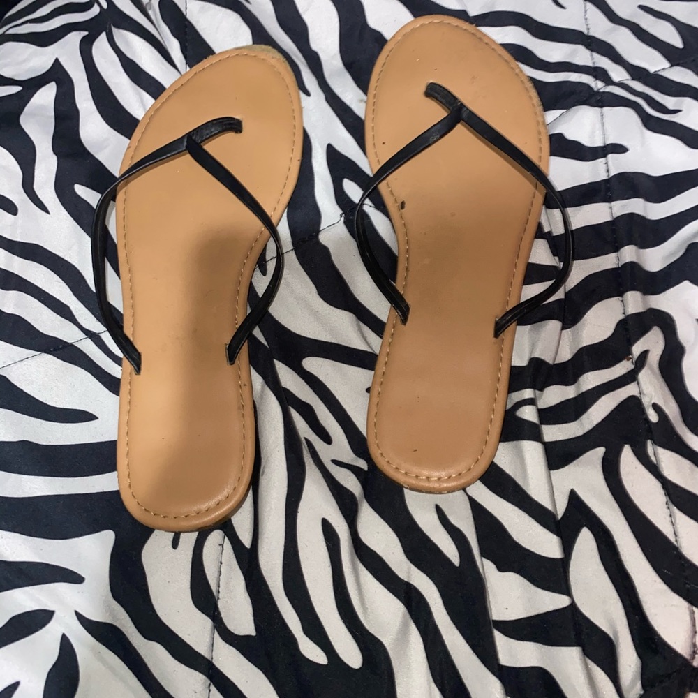 8/10 condition sandals